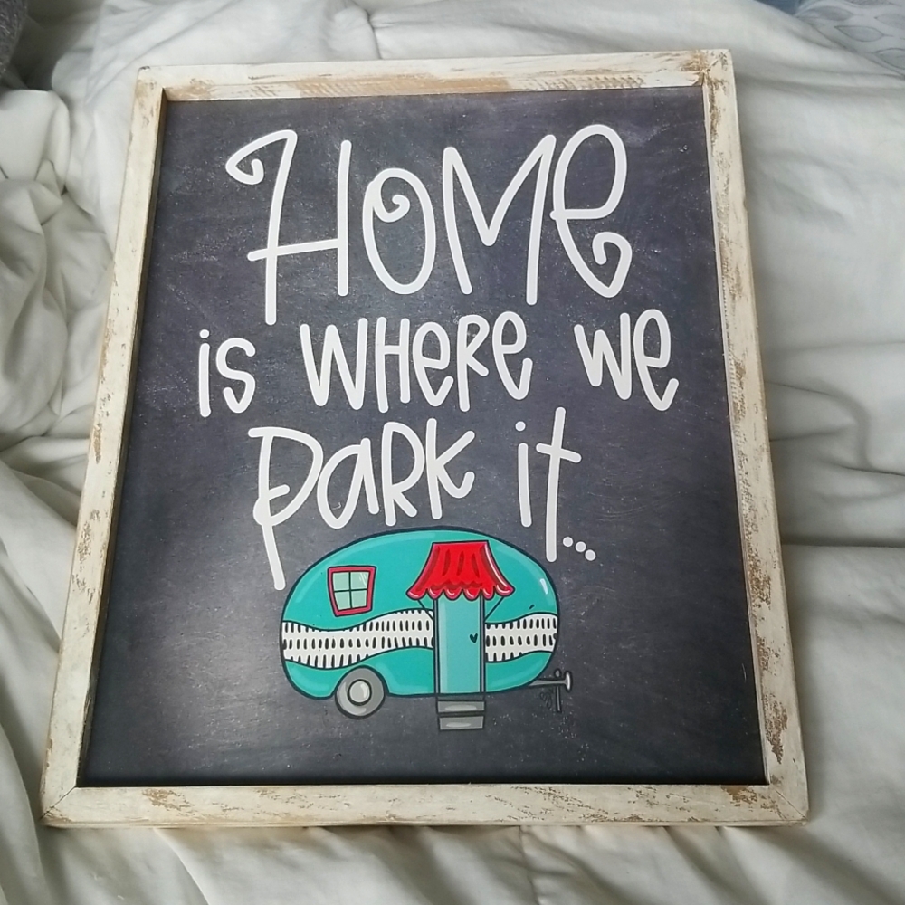 COPY 🇺🇦 Rustic Wall decor Home is where we park it New With Tag